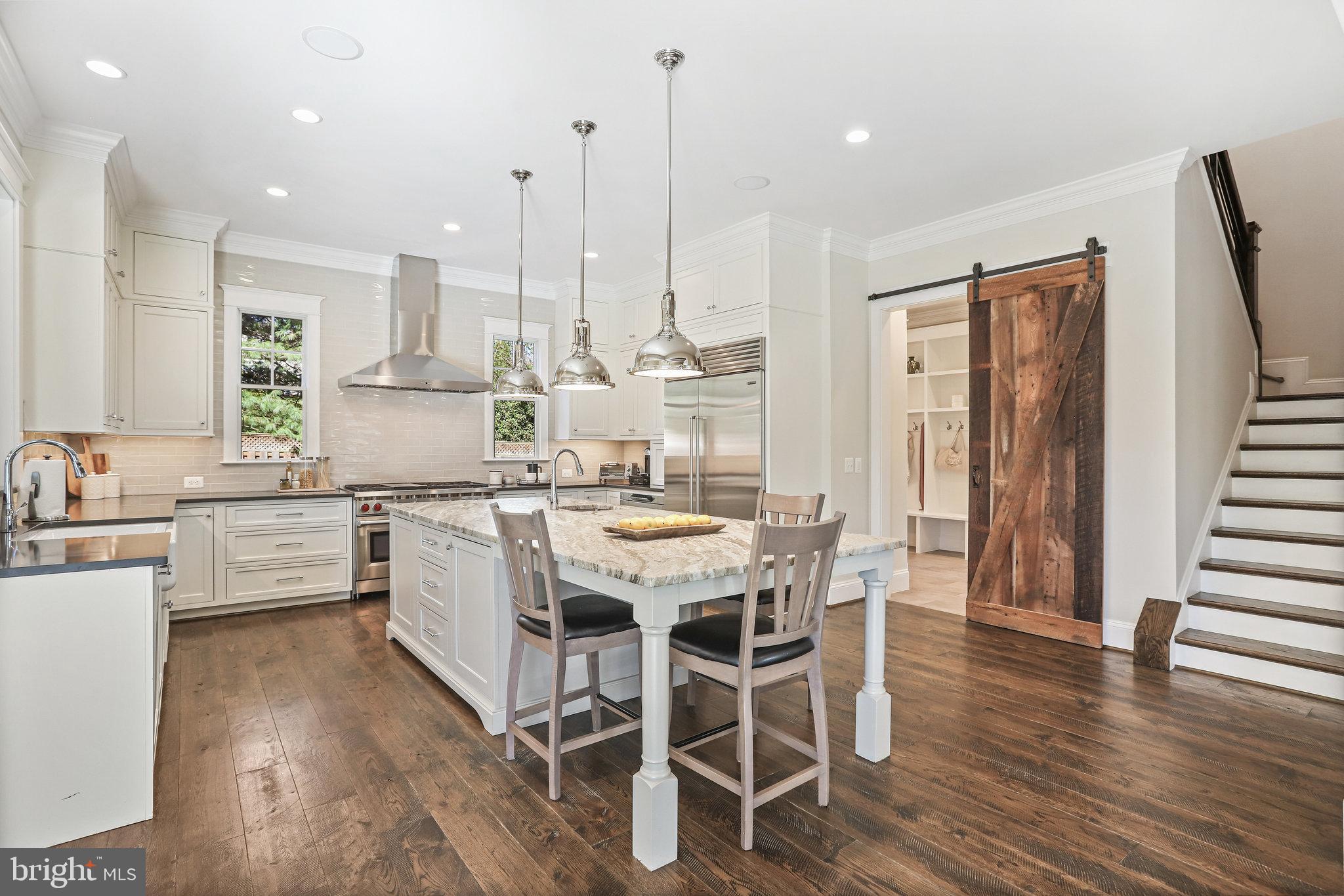 5901 Upton Street McLean, VA 22101 - Photo 15 of 64