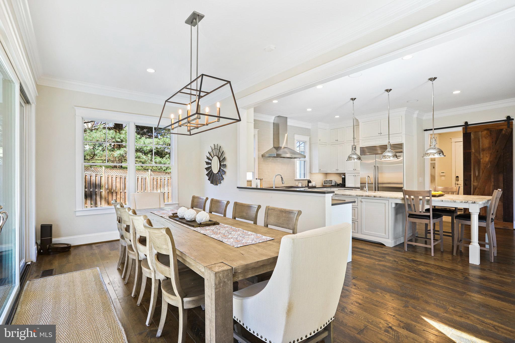 5901 Upton Street McLean, VA 22101 - Photo 18 of 64 Eat-In Area