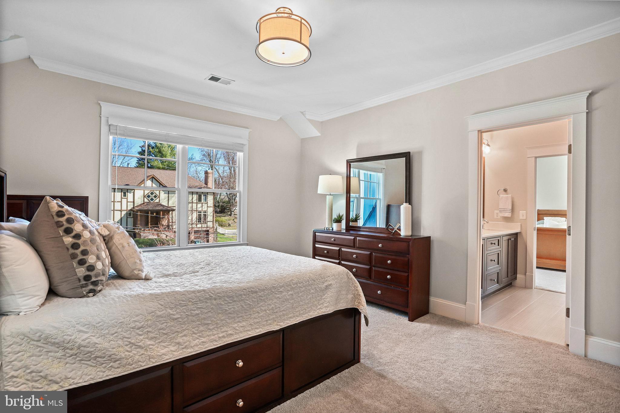 5901 Upton Street McLean, VA 22101 - Photo 33 of 64