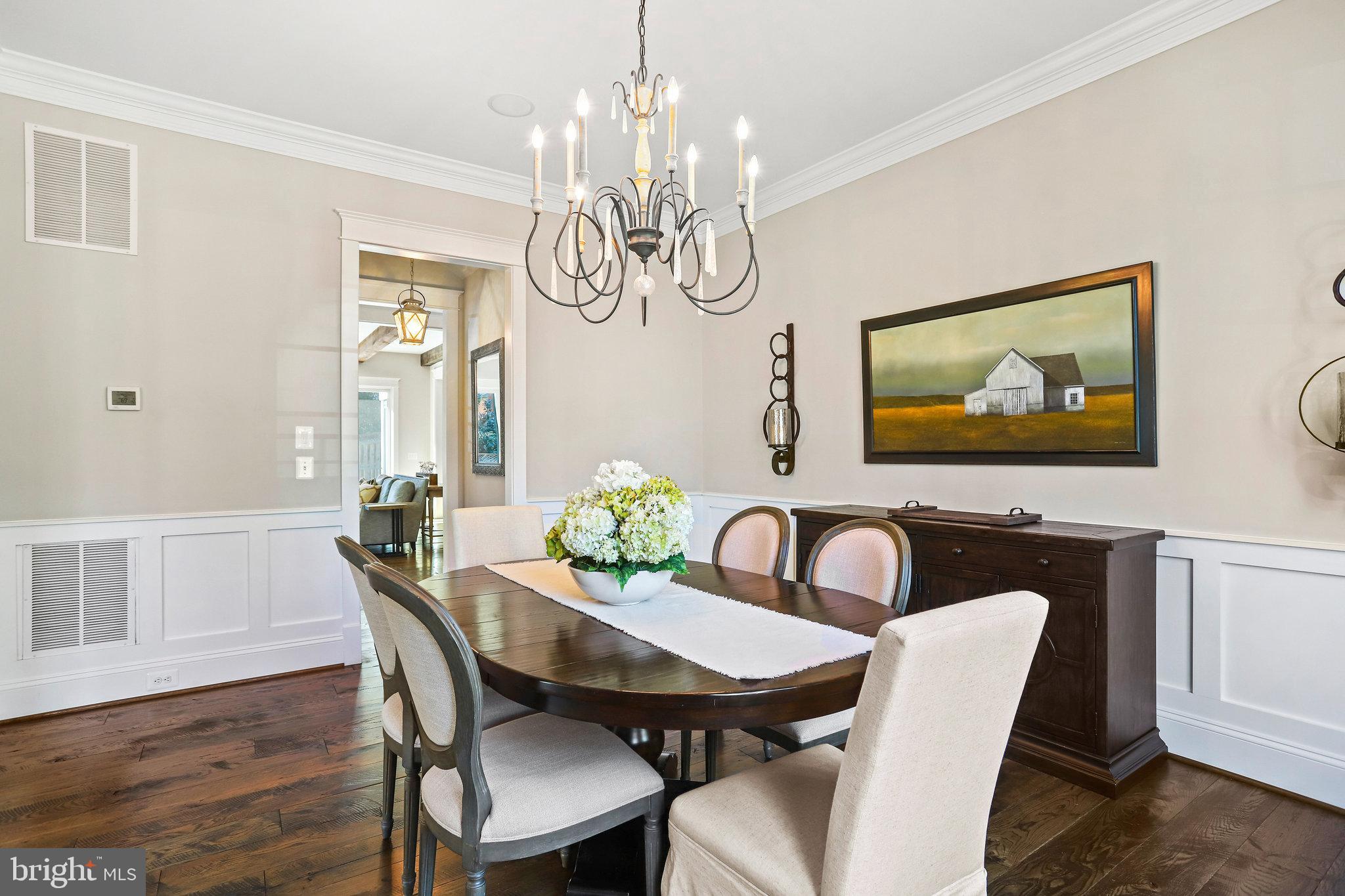 5901 Upton Street McLean, VA 22101 - Photo 7 of 64 Dining Room