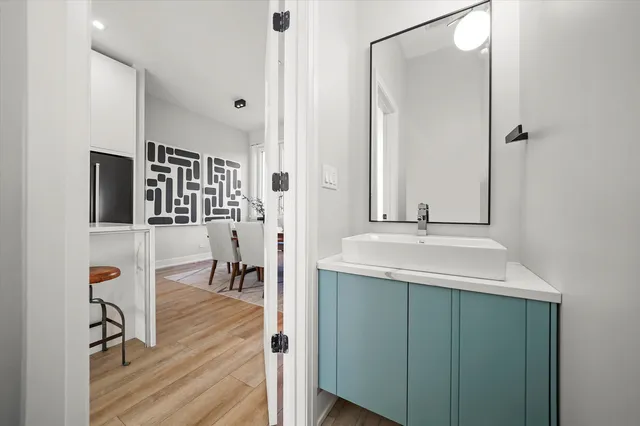 $675,000 | 4232 West Belmont Avenue, Unit 3, Chicago, IL 60641