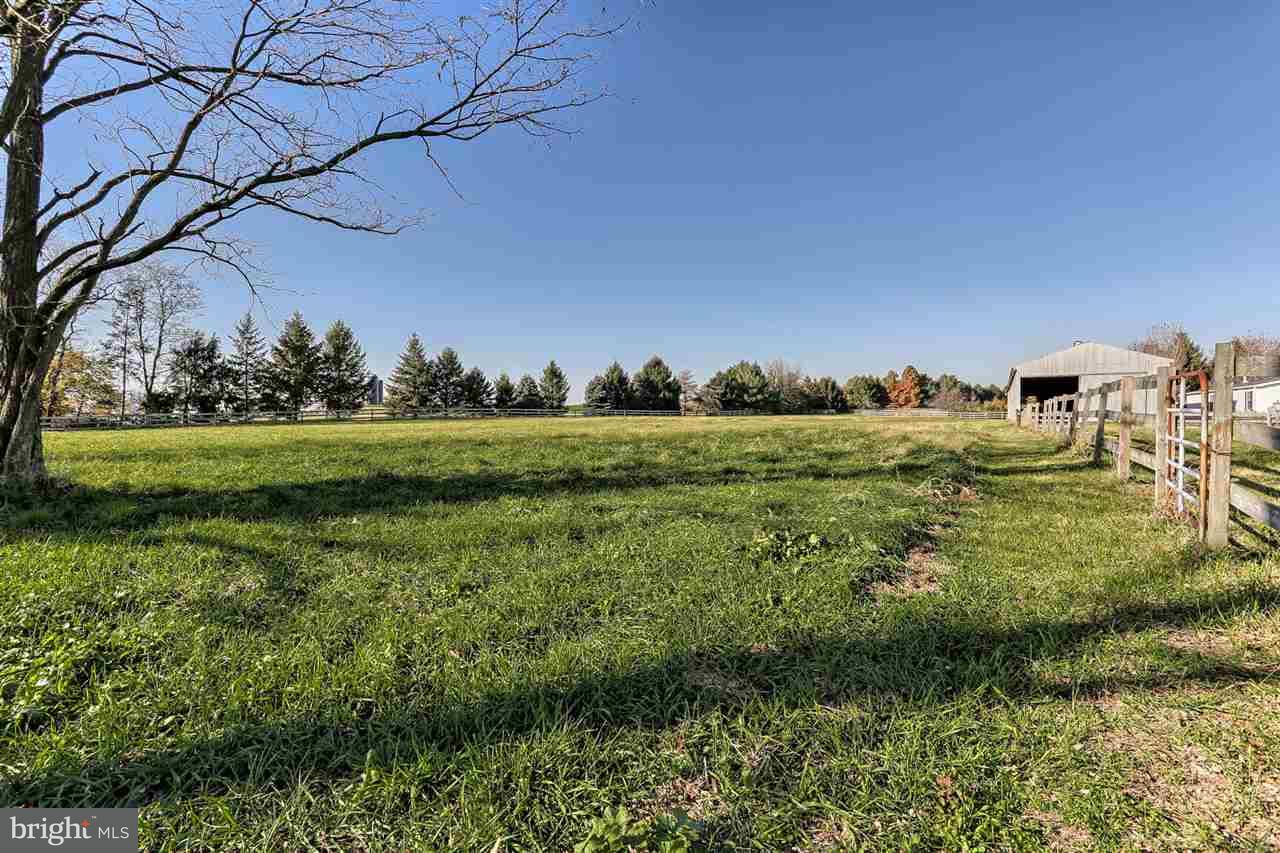 7069 Elizabethtown Road Manheim, PA 17545 - Photo 9 of 25