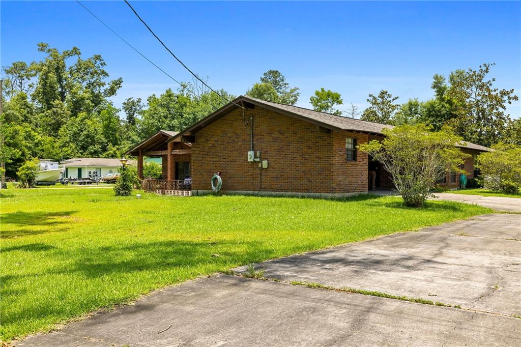 20493 Carpenter Road Springfield, LA 70462 - Photo 5 of 33