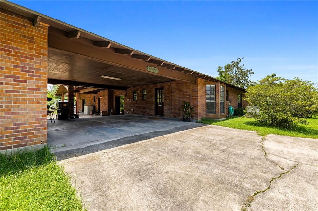 20493 Carpenter Road Springfield, LA 70462 - Photo 6 of 33