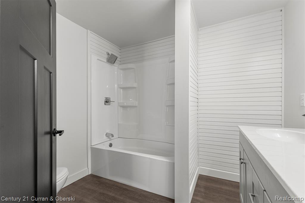 4296 Burgess Road Pinckney, MI 48169 - Photo 13 of 40