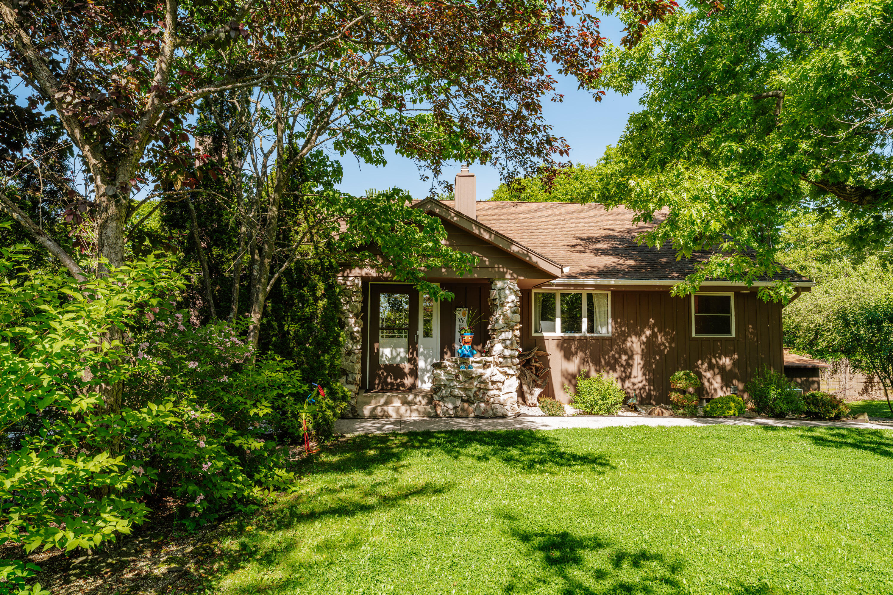 4440 Tennessee Road Caledonia, WI 53406 - Photo 3 of 63 4440 Tennessee Rd-3