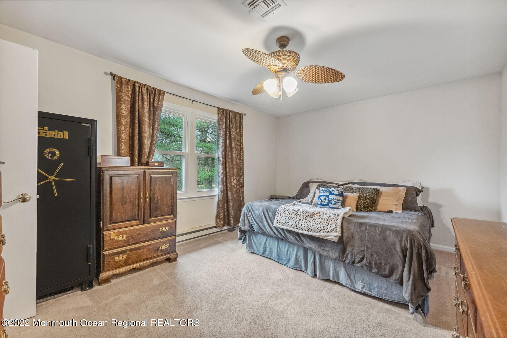 101 West Millstream Road Cream Ridge, NJ 08514 - Photo 15 of 25 0016-15Bedroom