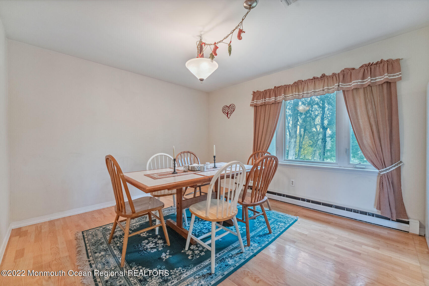 101 West Millstream Road Cream Ridge, NJ 08514 - Photo 9 of 25 0007-06Kitchen & Dining Room