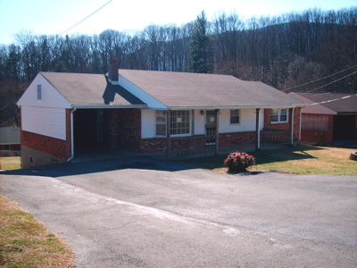 1619 Eanes Road Roanoke, VA 24014 - Photo 1 of 14 FRONT
