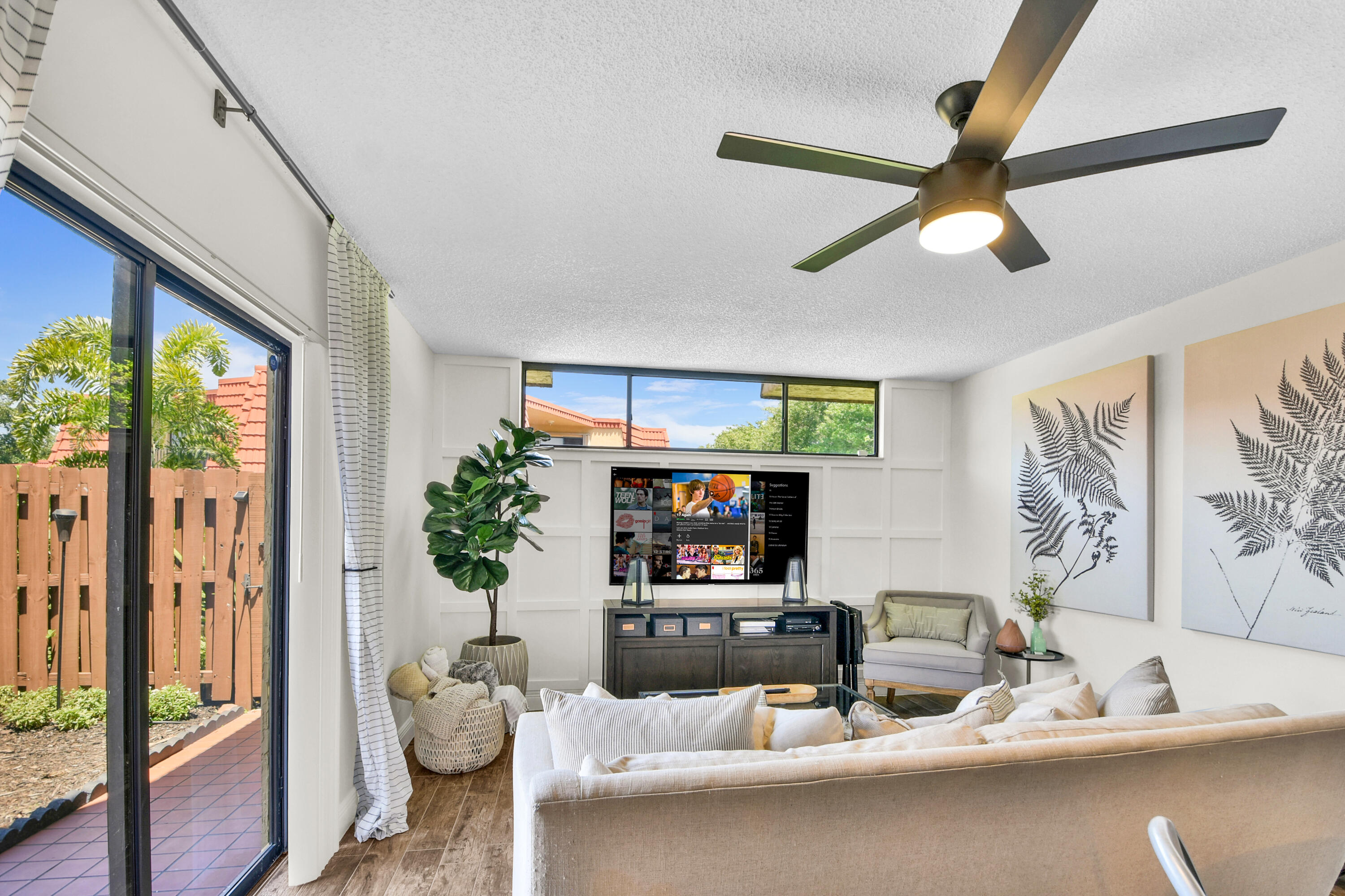 23042 Oxford Place, Unit A Boca Raton, FL 33433 - Photo 8 of 29 1B1F4080-D524-437C-827C-01337D512FE6
