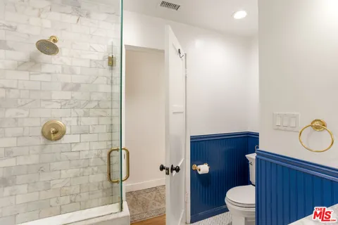 $760,000 | 1515 East Hungerford Street, Long Beach, CA 90805