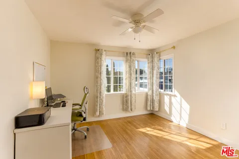 $760,000 | 1515 East Hungerford Street, Long Beach, CA 90805