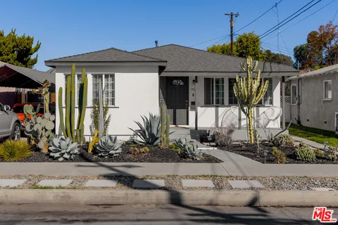 $760,000 | 1515 East Hungerford Street, Long Beach, CA 90805