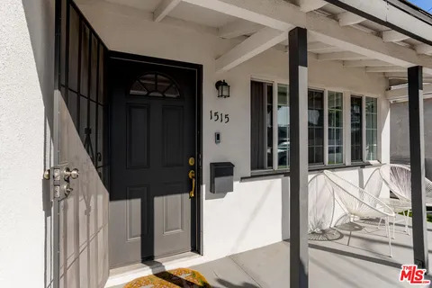 $760,000 | 1515 East Hungerford Street, Long Beach, CA 90805