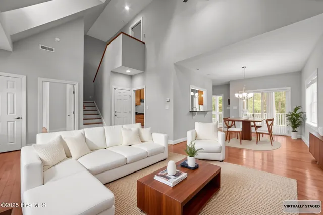 $449,999 | 100 Greenbriar Lane, Washington, NC 27889