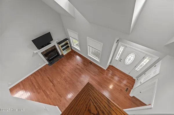 $449,999 | 100 Greenbriar Lane, Washington, NC 27889