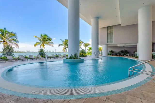 $1,890,000 | 700 Northeast 24th Street, Unit 2003, Miami, FL 33137