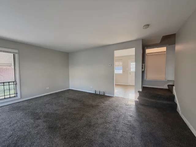 $194,000 | 154 Pamela Drive South, Chicago Heights, IL 60411