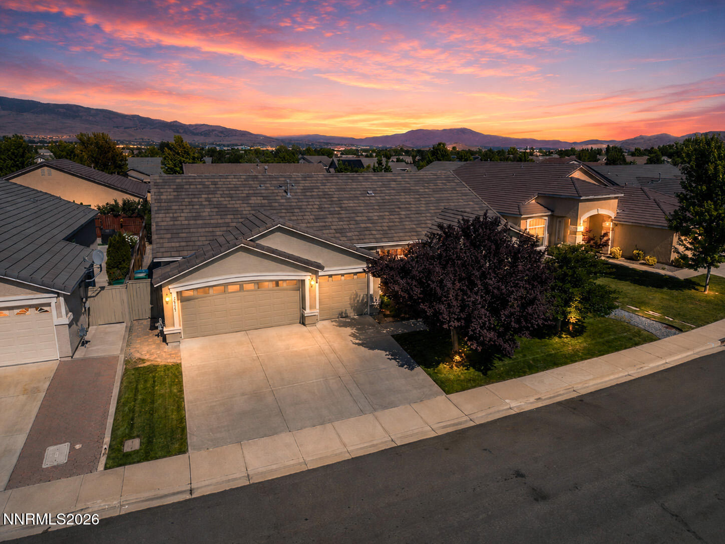10225 Donnay Court Reno, NV 89521 - Photo 1 of 45 TwilightDonnay2