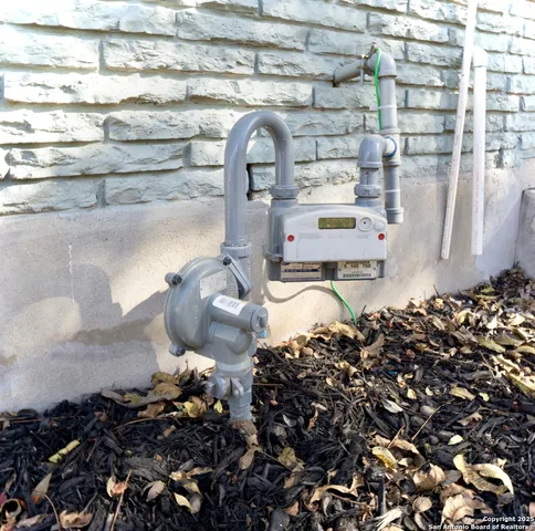 $335,000 | 4010 Northwest Loop 410, San Antonio, TX 78201