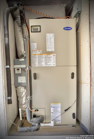 $335,000 | 4010 Northwest Loop 410, San Antonio, TX 78201