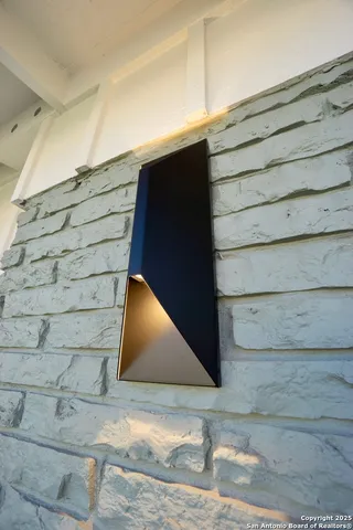 $335,000 | 4010 Northwest Loop 410, San Antonio, TX 78201