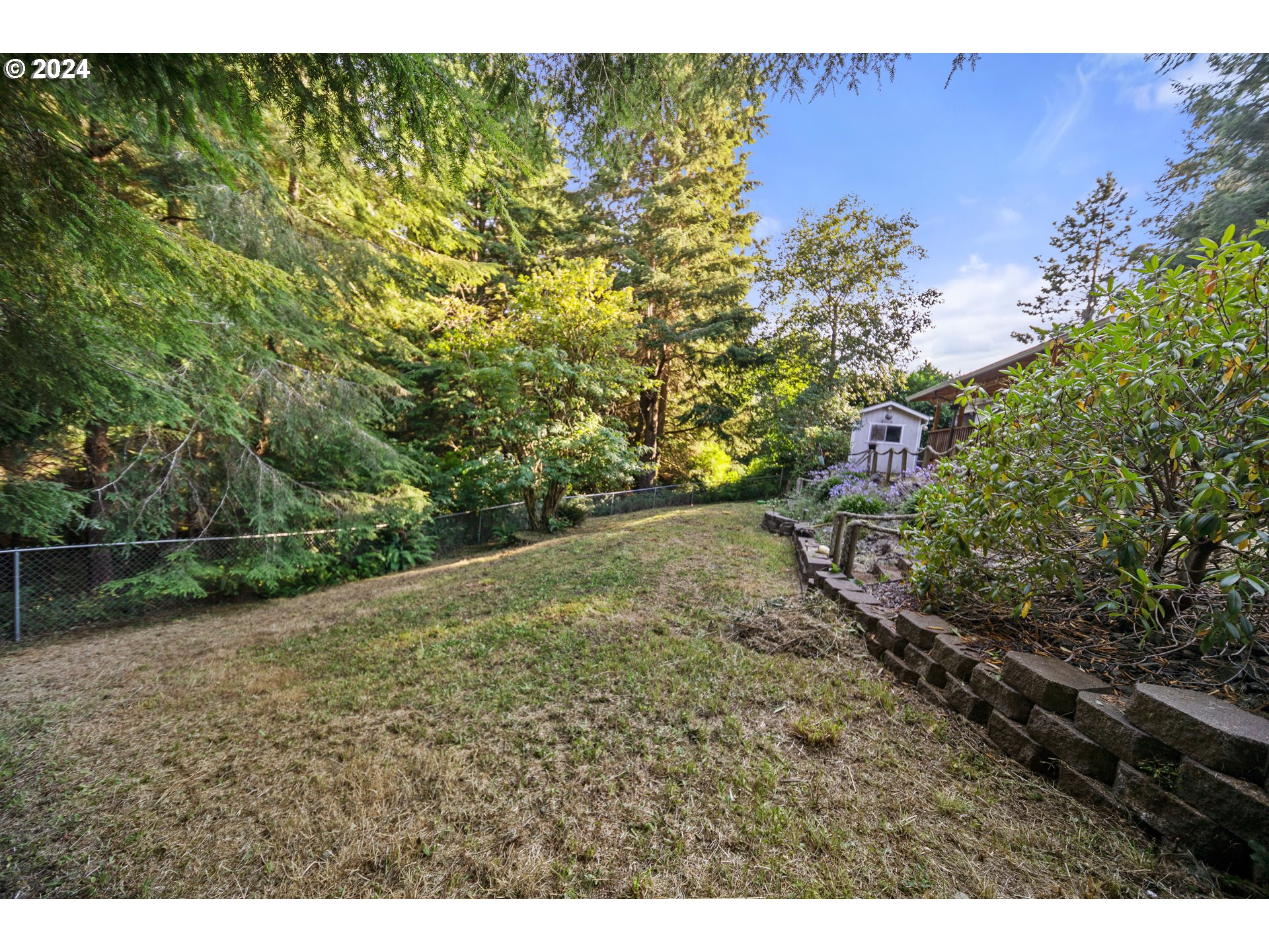 68339 Oceanic Road North Bend, OR 97459 - Photo 34 of 48 Yard