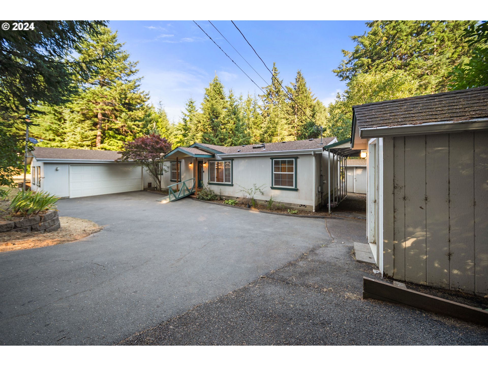 68339 Oceanic Road North Bend, OR 97459 - Photo 40 of 48 Parking