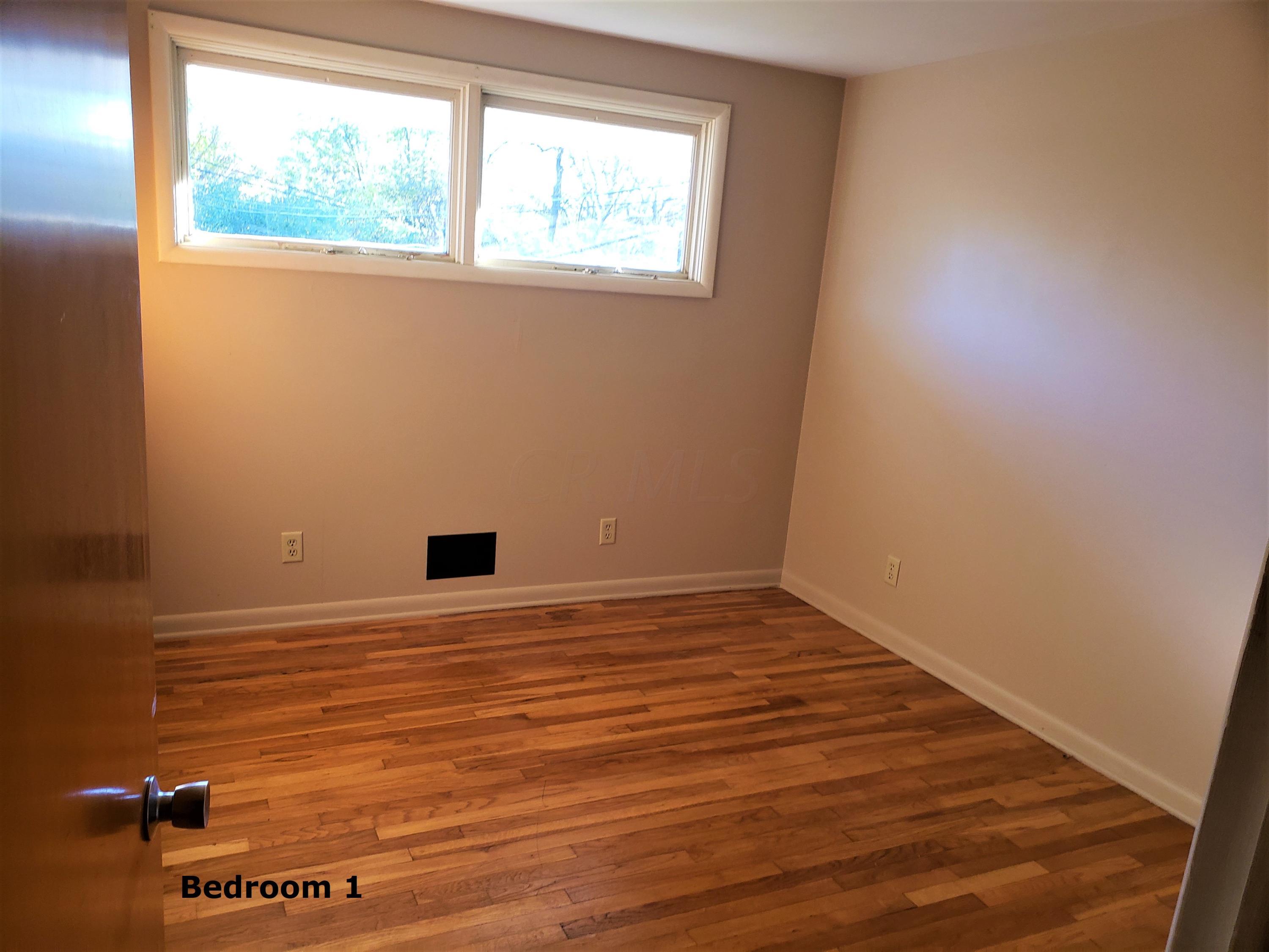 3849 West Henderson Road Columbus, OH 43220 - Photo 8 of 12