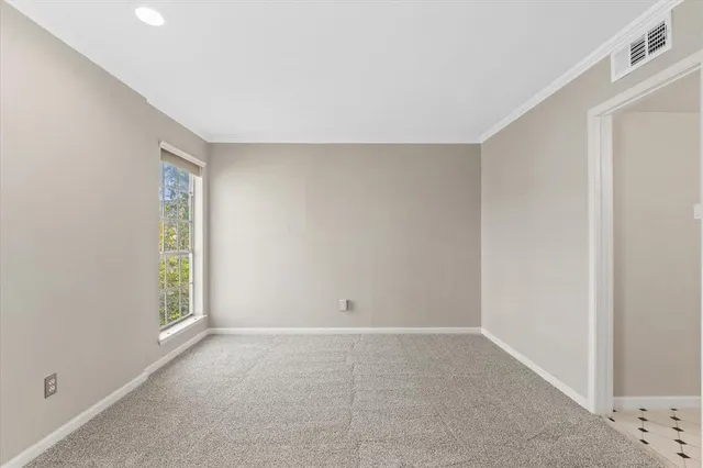 $2,500 | 4409 Travis Street, Unit L, Dallas, TX 75205