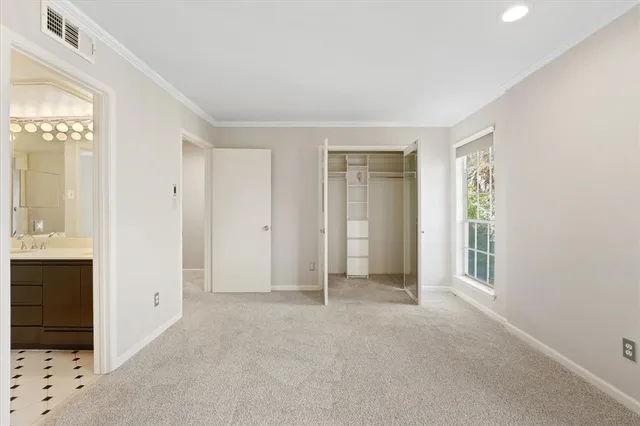 $2,500 | 4409 Travis Street, Unit L, Dallas, TX 75205