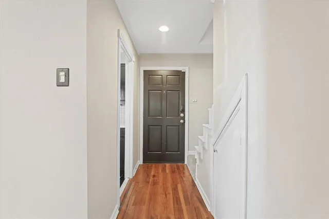 $2,500 | 4409 Travis Street, Unit L, Dallas, TX 75205