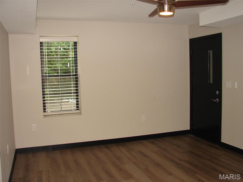 333 South Kansas Street, Unit 101 Edwardsville, IL 62025 - Photo 4 of 11