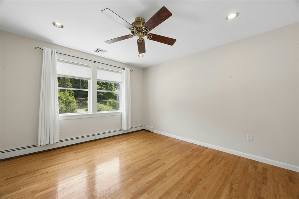 18 Proctor Road Chelmsford, MA 01824 - Photo 20 of 37 Gallery Image 20