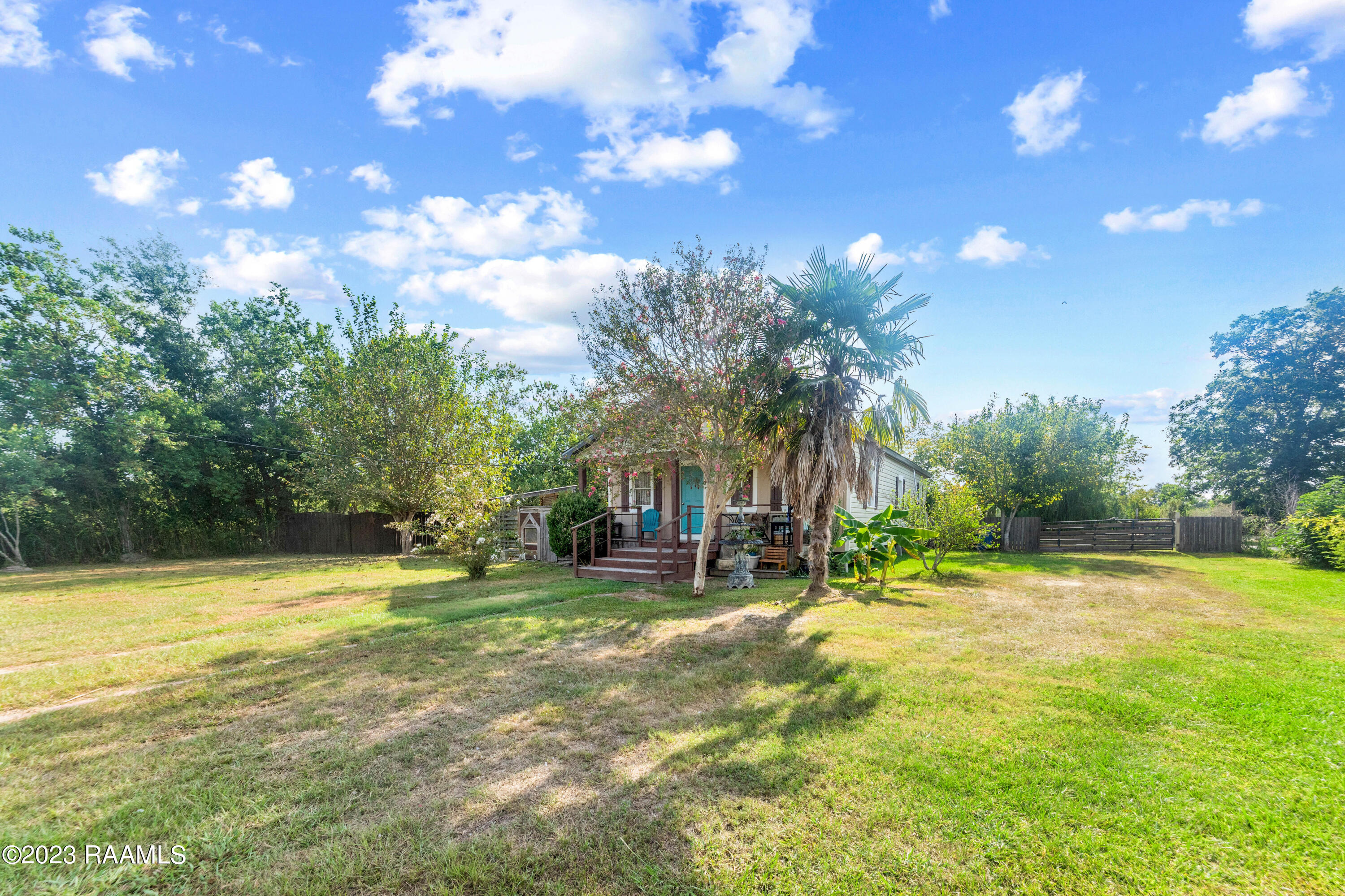 225 Reggie Road Duson, LA 70529 - Photo 3 of 22