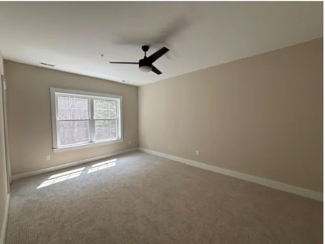 $669,900 | 14 Thompson Road, North Hampton, NH 03862