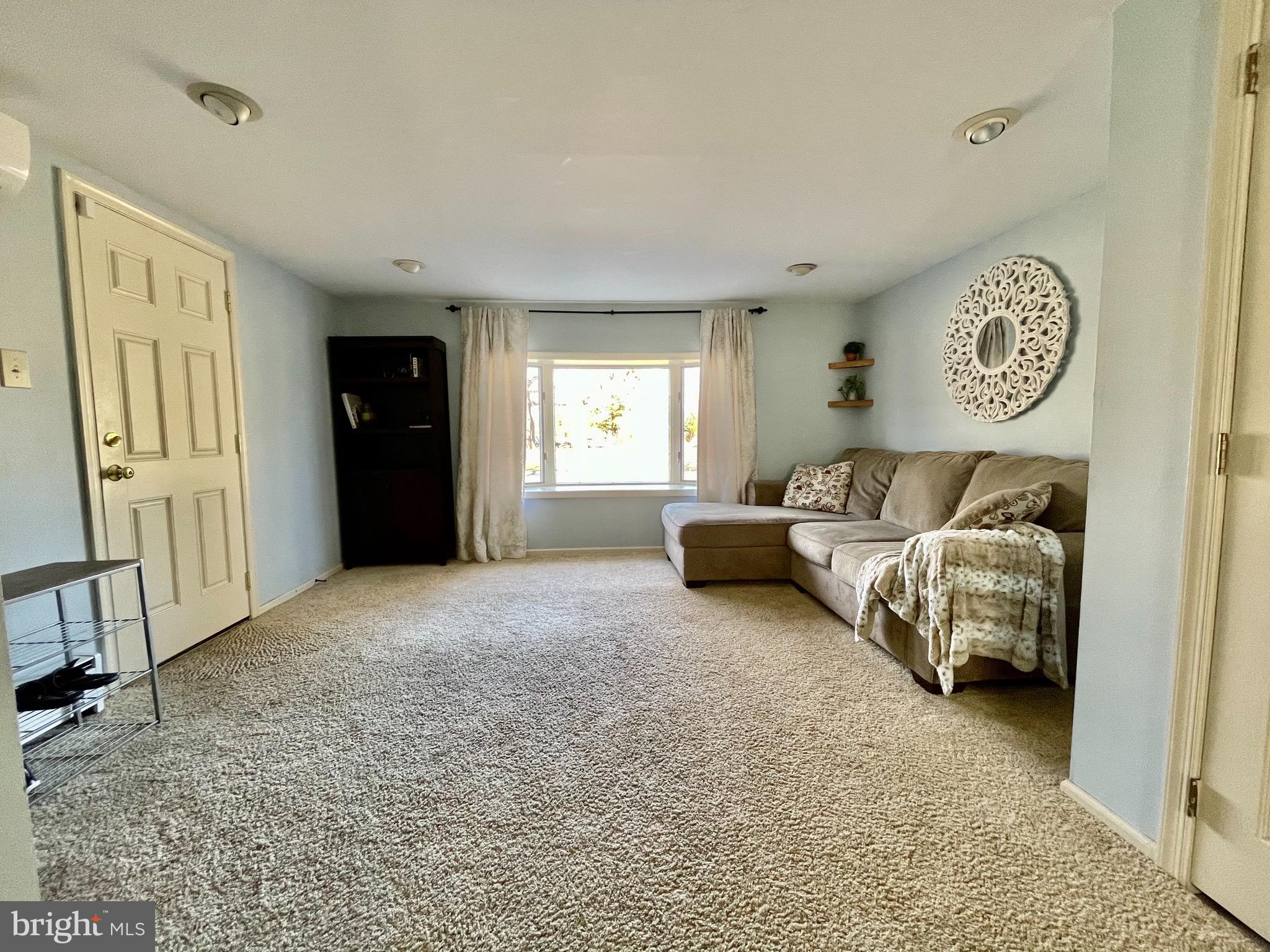 2354 Upper Barness Road Warrington, PA 18976 - Photo 13 of 55 Family room