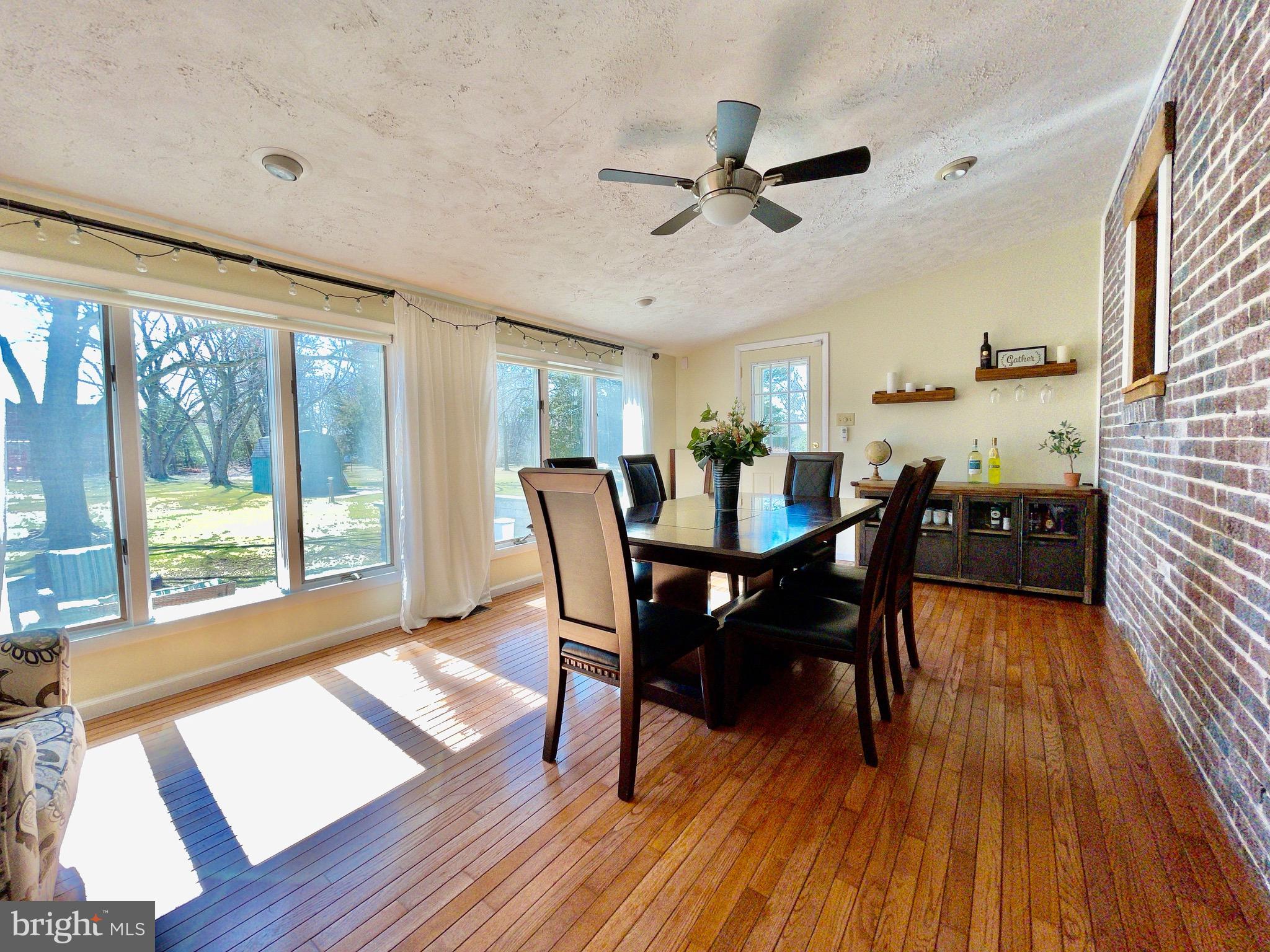 2354 Upper Barness Road Warrington, PA 18976 - Photo 30 of 55 Sunroom/dining