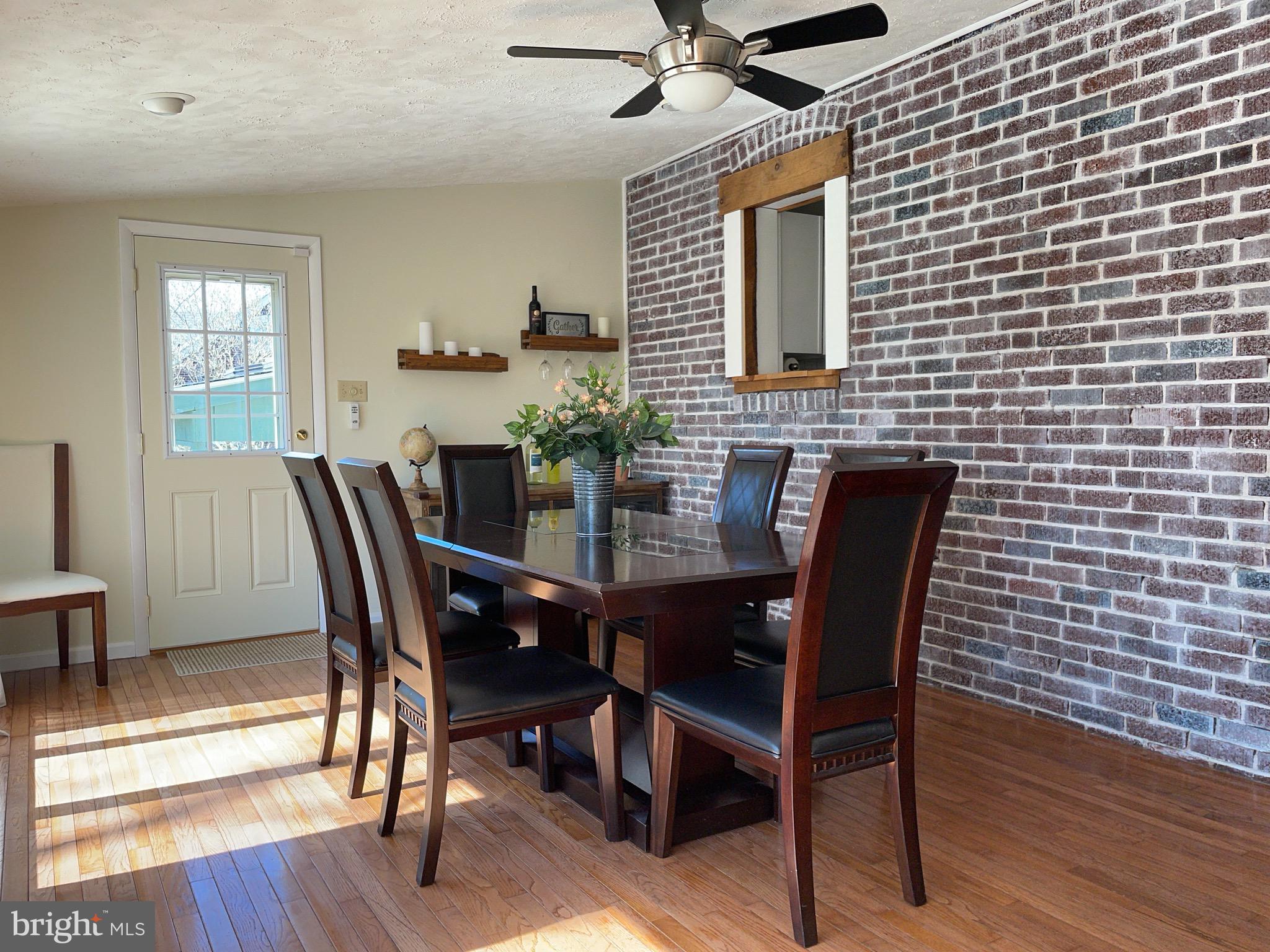 2354 Upper Barness Road Warrington, PA 18976 - Photo 33 of 55 Sunroom/dining