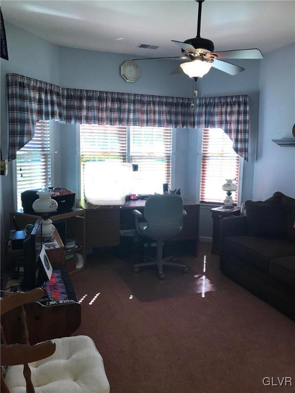 33 Inverness Lane Easton, PA 18045 - Photo 8 of 29 Gallery Image 8