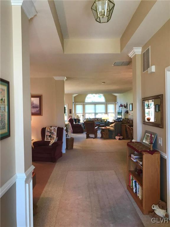 33 Inverness Lane Easton, PA 18045 - Photo 10 of 29 Gallery Image 10