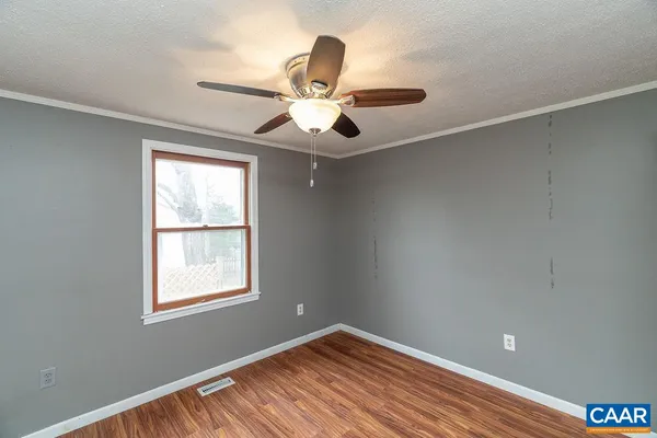 $229,999 | 112 Pines Lane, Shipman, VA 22971