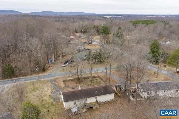 $229,999 | 112 Pines Lane, Shipman, VA 22971