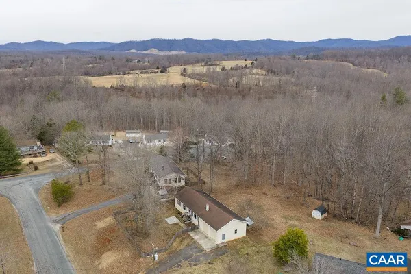 $229,999 | 112 Pines Lane, Shipman, VA 22971