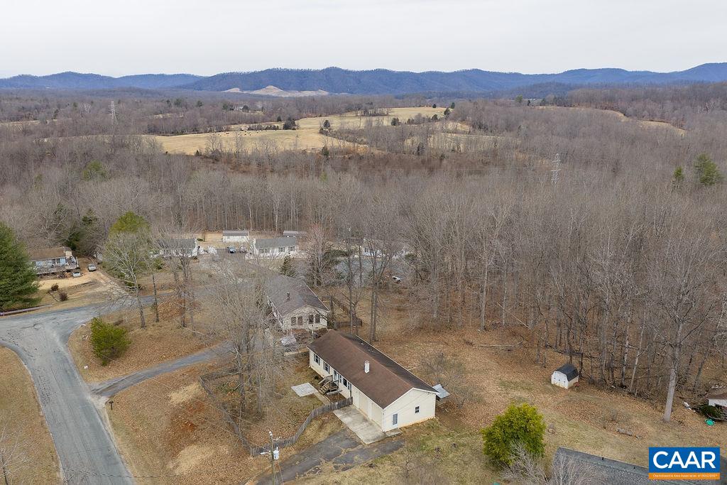 112 Pines Lane Shipman, VA 22971 - Photo 30 of 38
