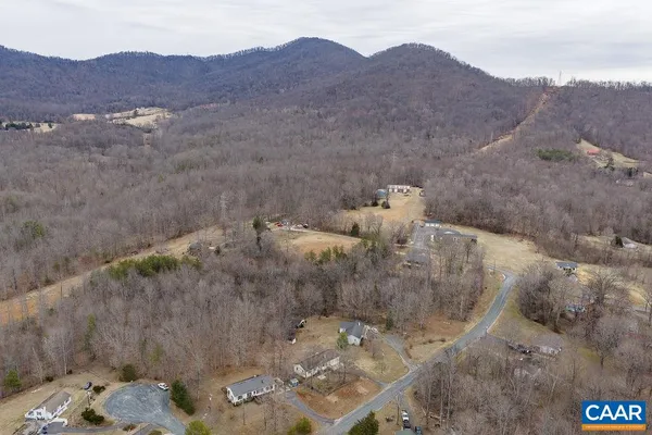 $229,999 | 112 Pines Lane, Shipman, VA 22971