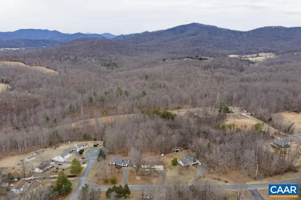 $229,999 | 112 Pines Lane, Shipman, VA 22971