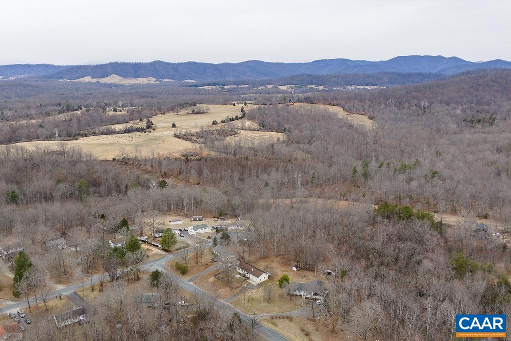112 Pines Lane Shipman, VA 22971 - Photo 36 of 38