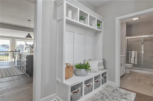 $774,950 | 23811 West 59th Terrace, Shawnee, KS 66226