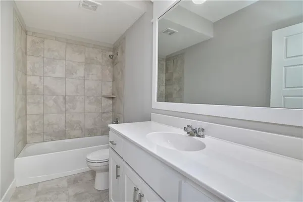 $774,950 | 23811 West 59th Terrace, Shawnee, KS 66226